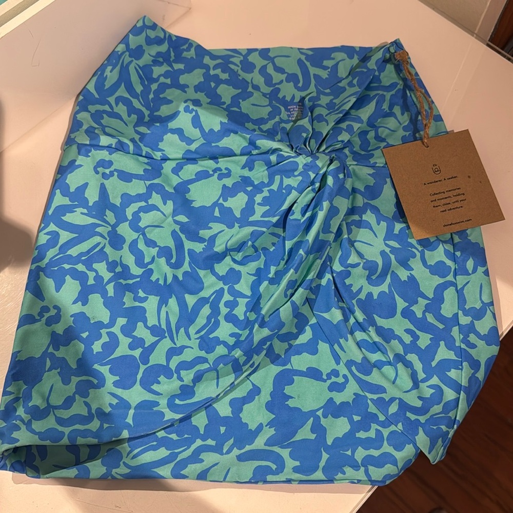 Stone Fox Swim Blue and Green Sarong